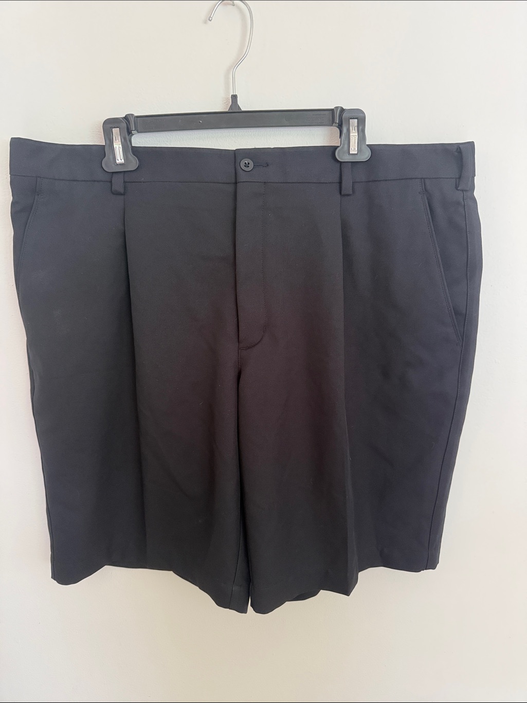 Men's Nike Golf Black Shorts - Classic Tailored Fit 40” Waist